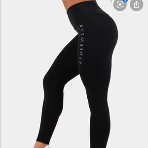 Ryderwear Scrunch Bum Leggings